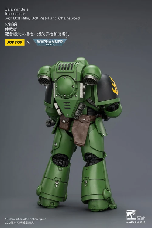 Salamanders Intercessor with Bolt Rifle, Bolt Pistol and Chainsword – Figurka JoyToy Warhammer 40k 1/18 12 cm