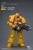 Imperial Fists Intercessor with Bolt Rifle, Bolt Pistol and Chainsword – Figurka JoyToy Warhammer 40k 1/18 12 cm