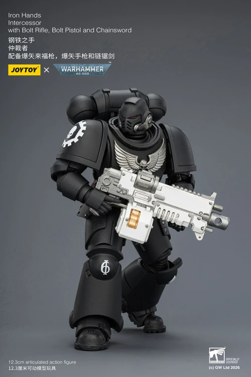 Iron Hands Intercessor with Bolt Rifle, Bolt Pistol and Chainsword – Figurka JoyToy Warhammer 40k 1/18 12 cm