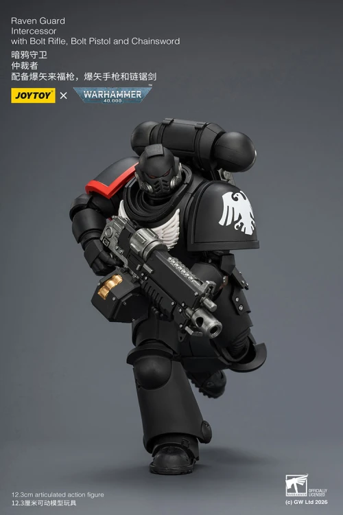 Raven Guard Intercessor with Bolt Rifle, Bolt Pistol and Chainsword – Figurka JoyToy Warhammer 40k 1/18 12 cm
