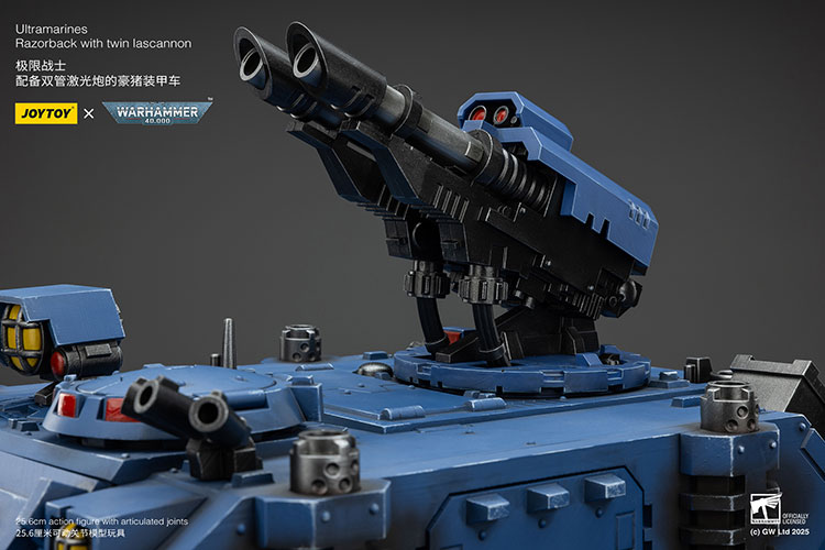 Ultramarines Razorback with Twin Lascannon – Pojazd JoyToy Warhammer 40k Space Marine 2 1/18 36 cm