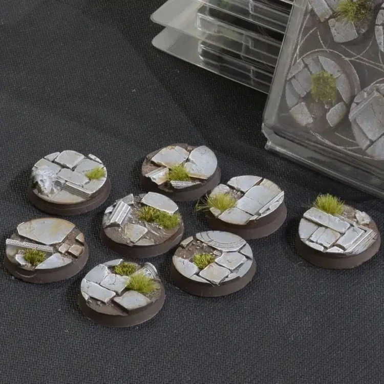 Gamers Grass Temple Round 32mm (x8) 2
