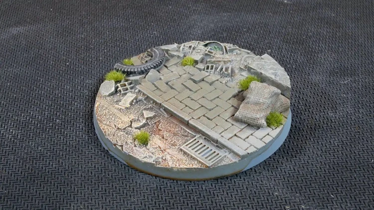 Gamers Grass Urban Warfare Round 40mm (x5) 4