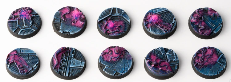 Gamers Grass Alien Infestation Round 25mm (x10) 1
