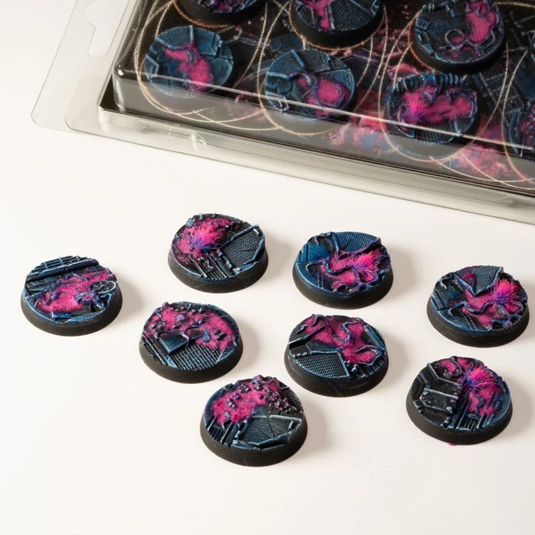 Gamers Grass Alien Infestation Round 28mm (x8) 2